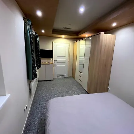 Good Mood アパート